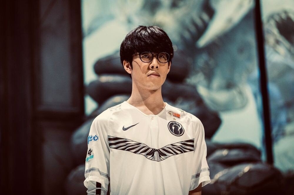 人篮球赛事 人篮球赛事